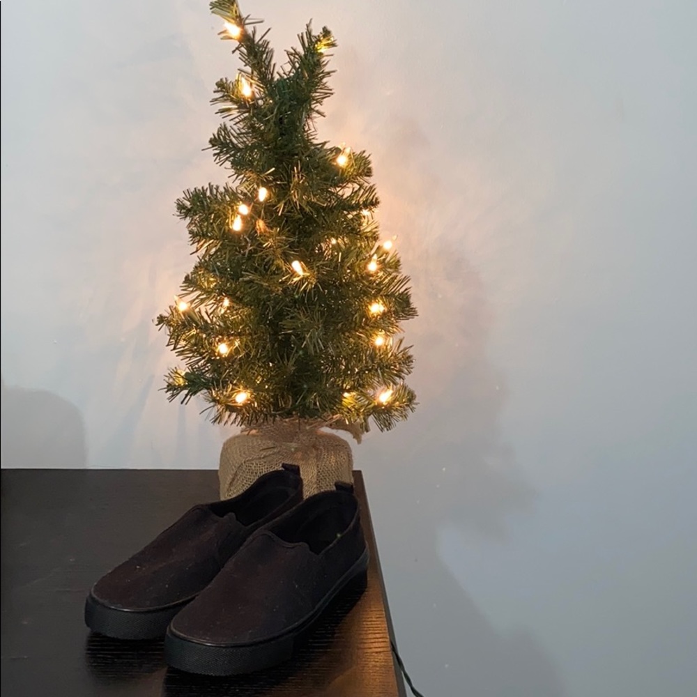 Black Shoes